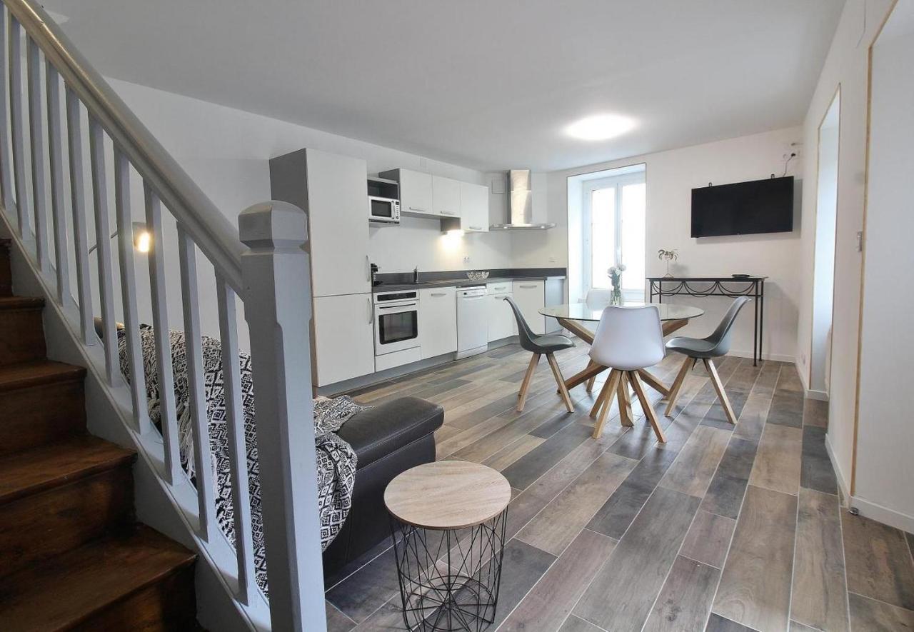 Gite Le Layris Apartment กอมปอง ภายนอก รูปภาพ
